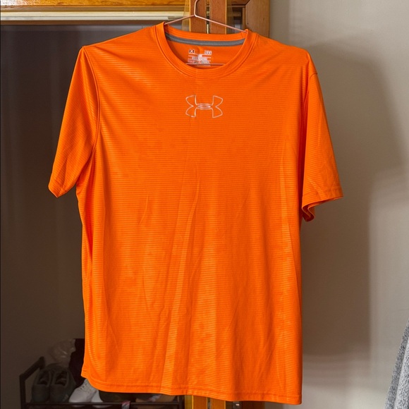 Under Armour Men's Bright Orange Short Sleeve Tee - Picture 1 of 1